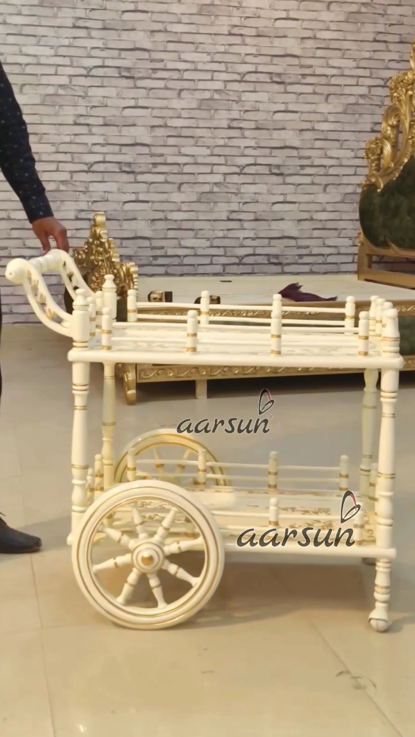 सफेद पेंट में नवीनतम रसोई ट्रॉली view 5
